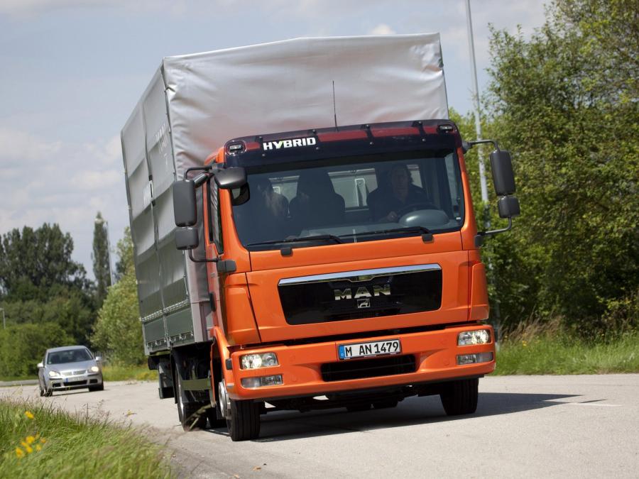  MAN TGL 12.220 Hybrid 2008 года  (фото 1 из 7)